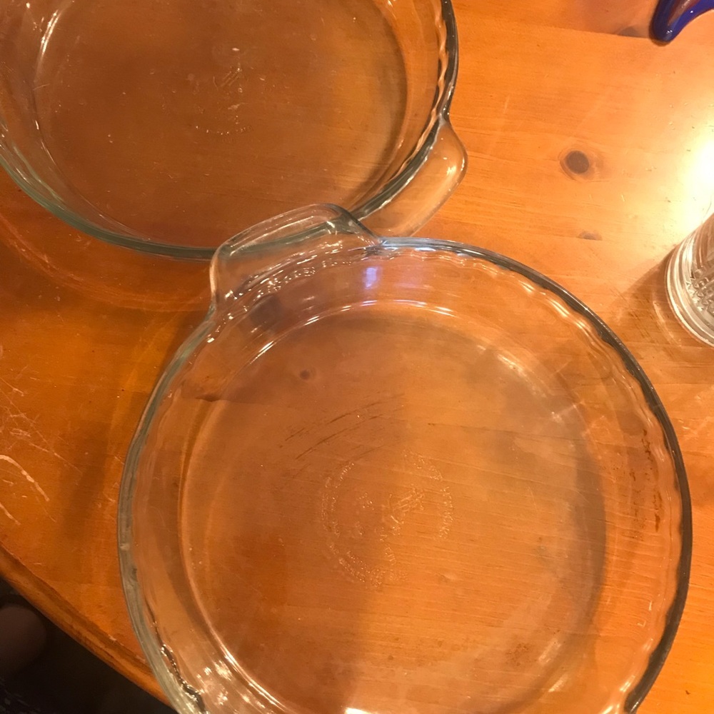 2 vintage anchor hocking glass pie